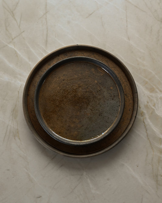 Betzy and Miguel Round Plate